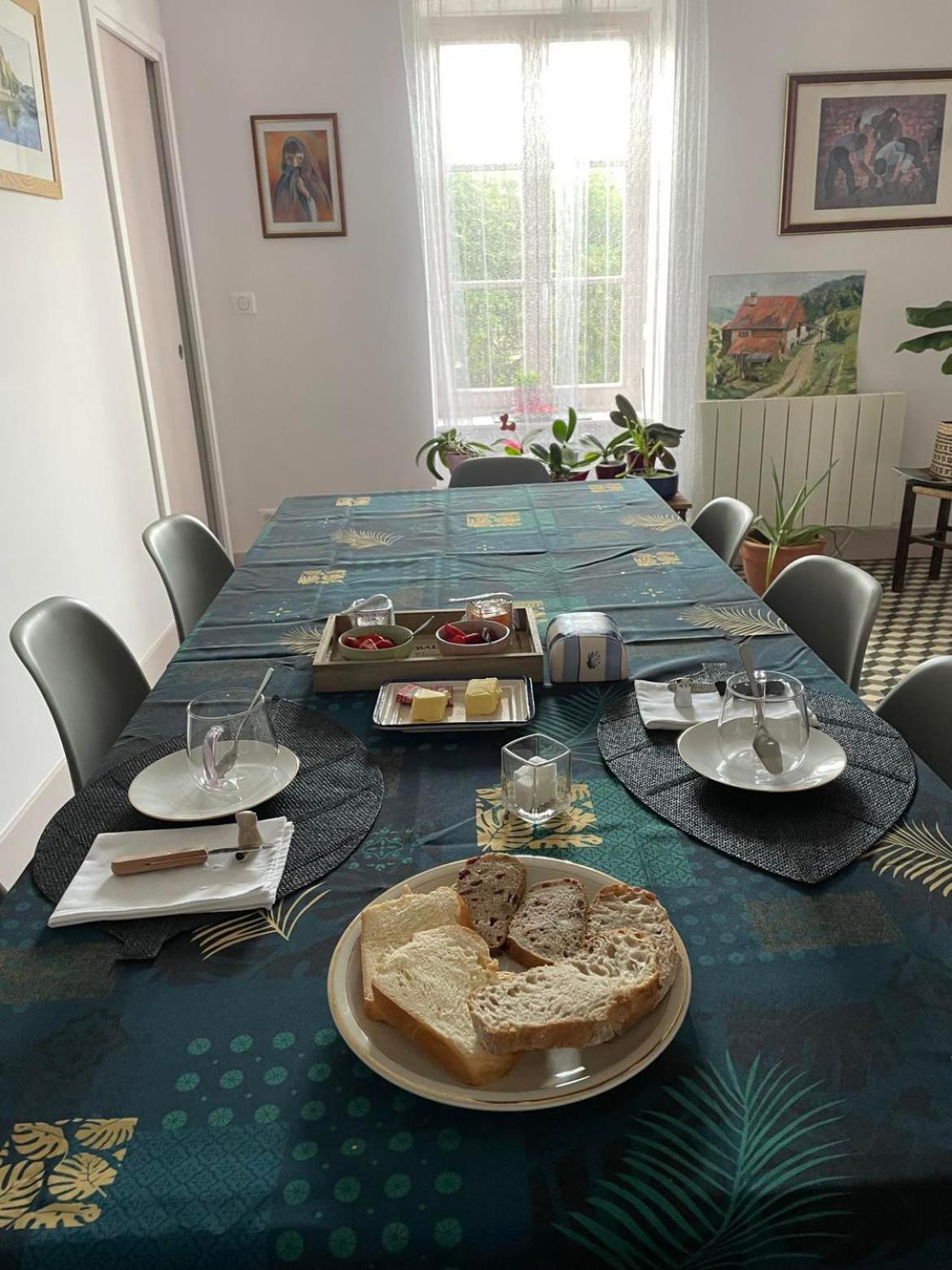 Bed and Breakfast Les Agapanthes Vaux-en-Beaujolais Esterno foto